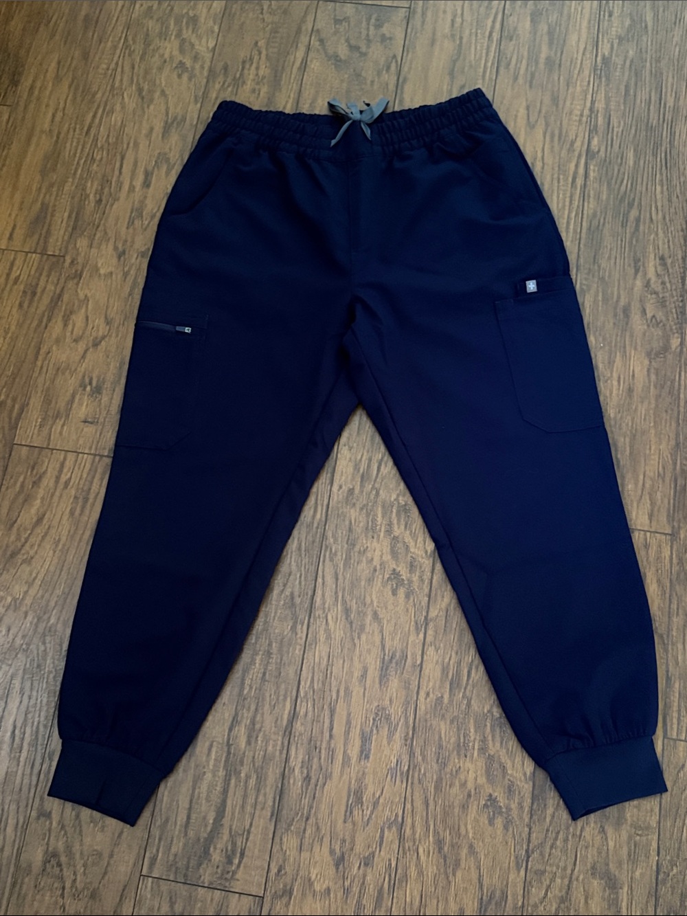 Figs Jogger Scrub Bottoms (NWT)